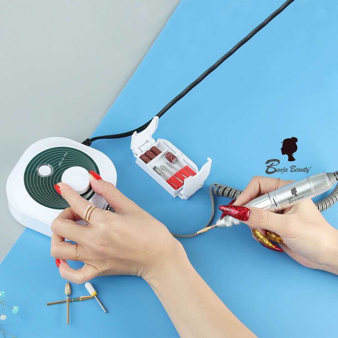 WhatsApp Image 2022-08-27 at 6.44.16 PM (3) elektrische nagelvijl voor het zetten van kunst en acrylnagels